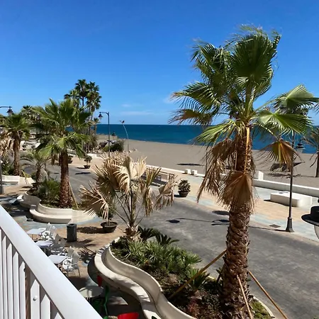 Beautiful Flat With Sea View In The City Center Estepona Exterior photo