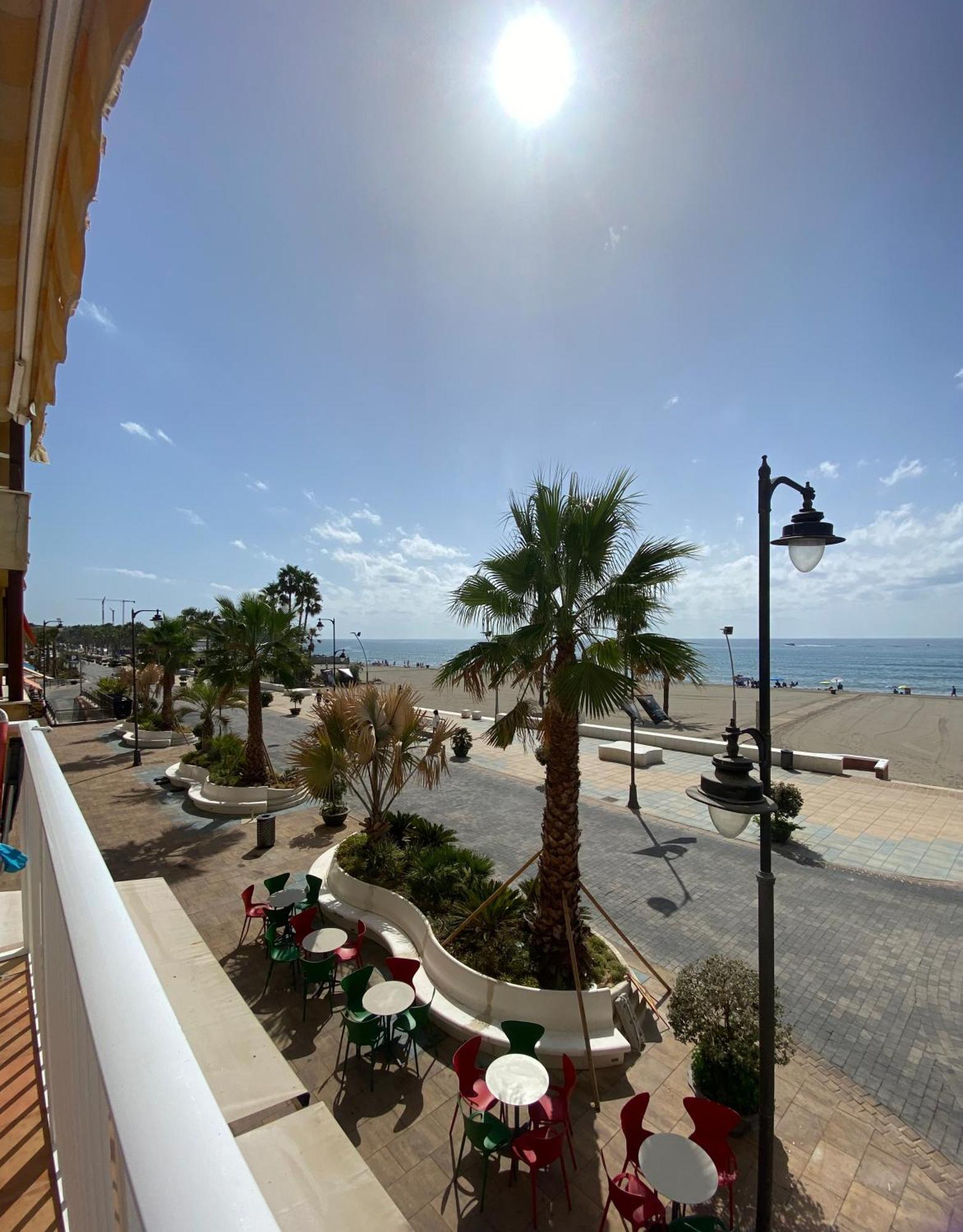 Beautiful Flat With Sea View In The Center Appartamento Estepona