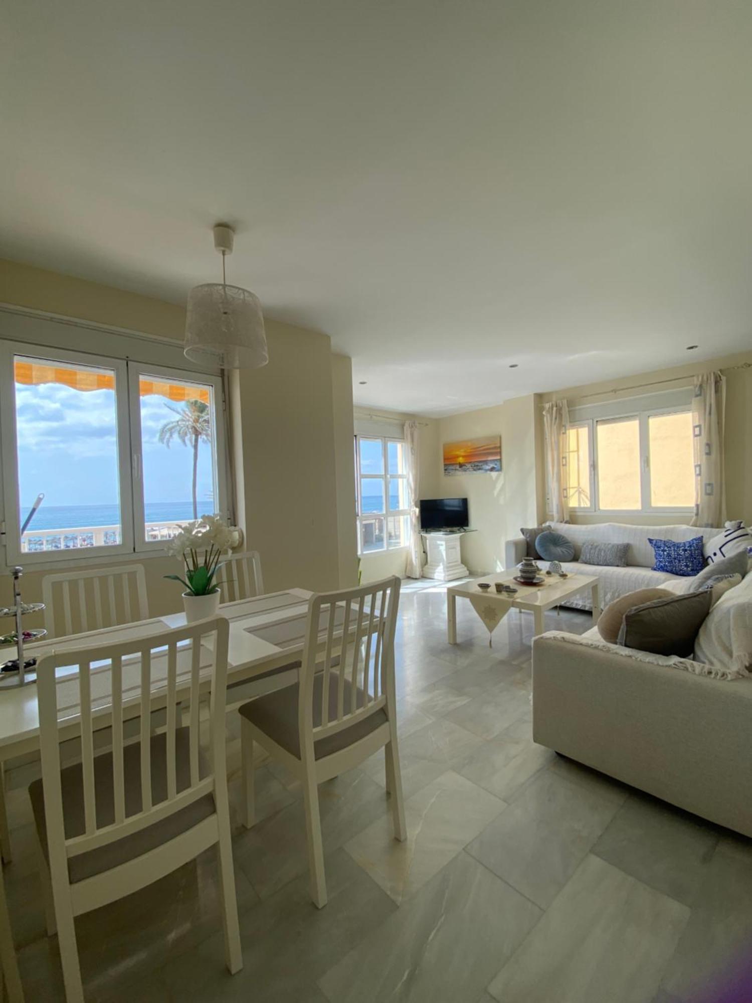 Beautiful Flat With Sea View In The Center Appartement