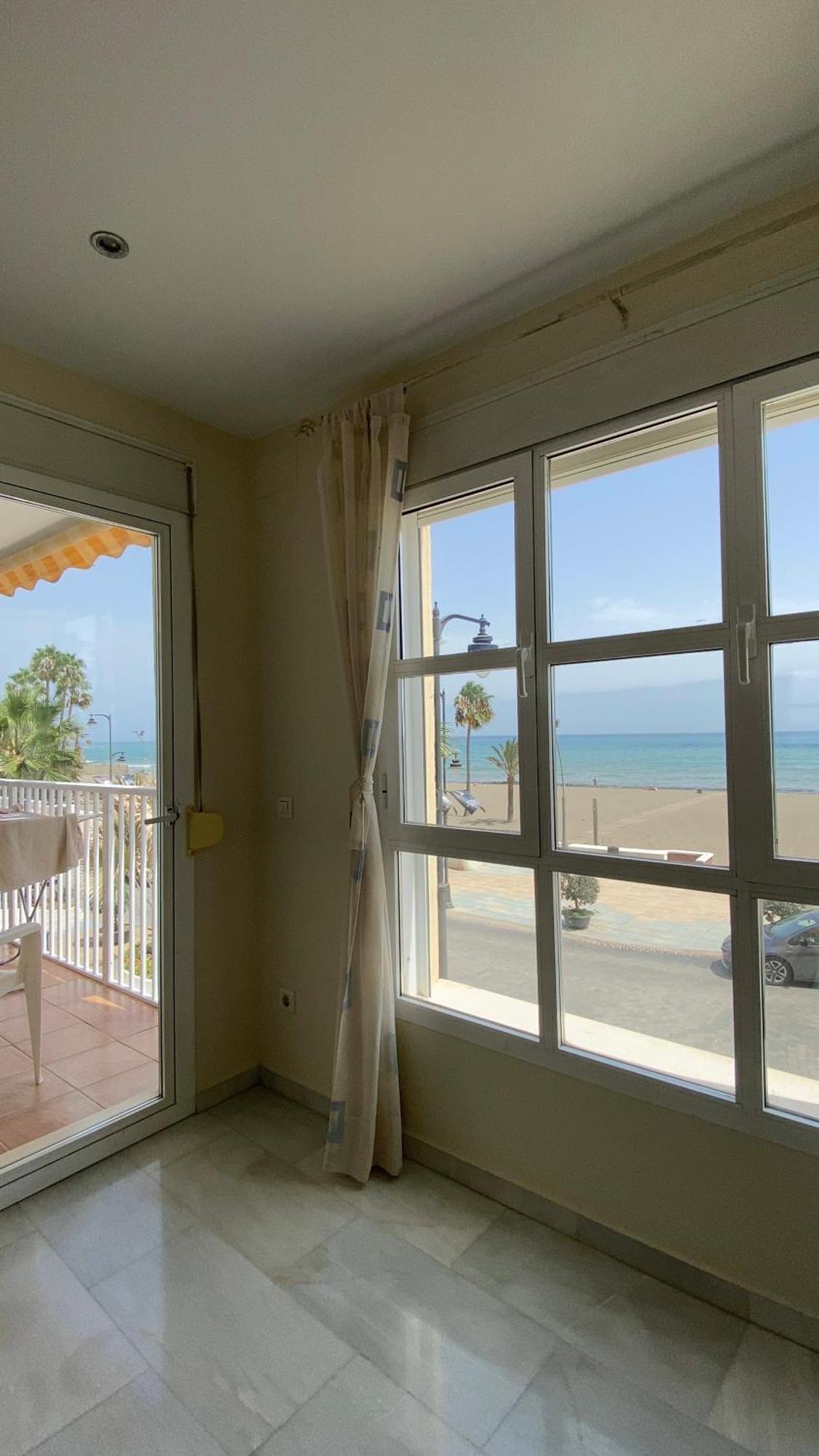 Beautiful Flat With Sea View In The Center Appartement *