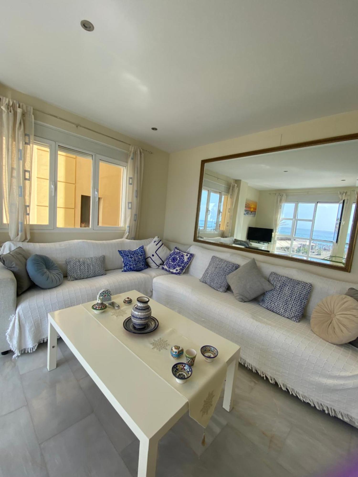 Beautiful Flat With Sea View In The Center Appartement *